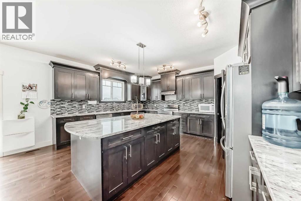 388 Kinniburgh Boulevard, Chestermere, Alberta  T1X 0N3 - Photo 30 - A2265735
