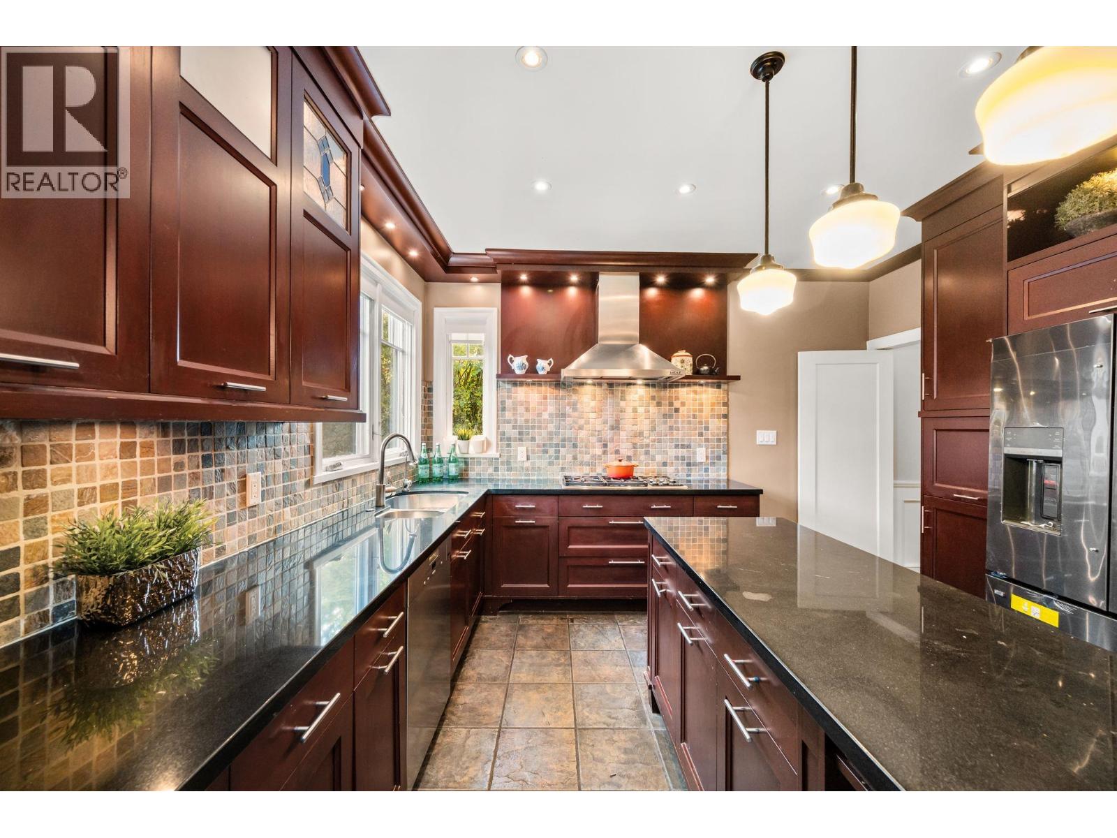6050 Athlone Street, Vancouver, British Columbia  V6M 3A4 - Photo 11 - R3060914