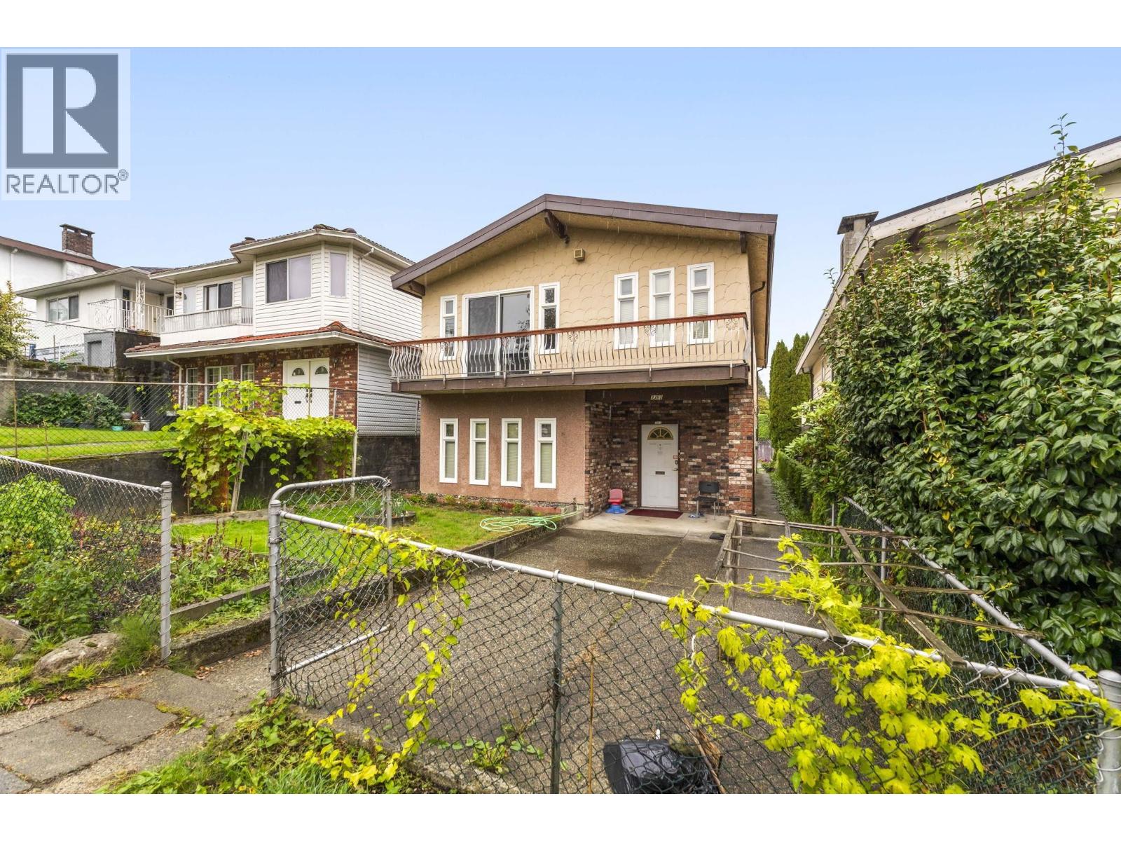 3361 WILLIAM STREET, Vancouver, British Columbia