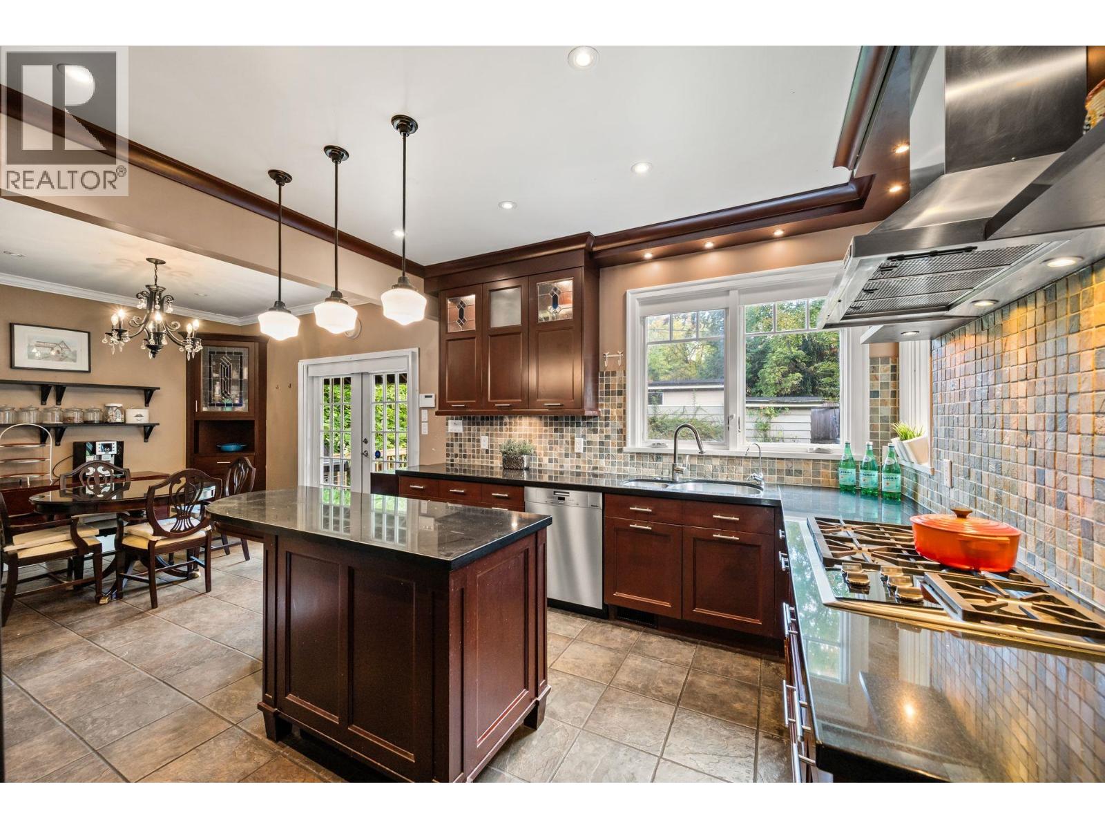 6050 Athlone Street, Vancouver, British Columbia  V6M 3A4 - Photo 13 - R3060914