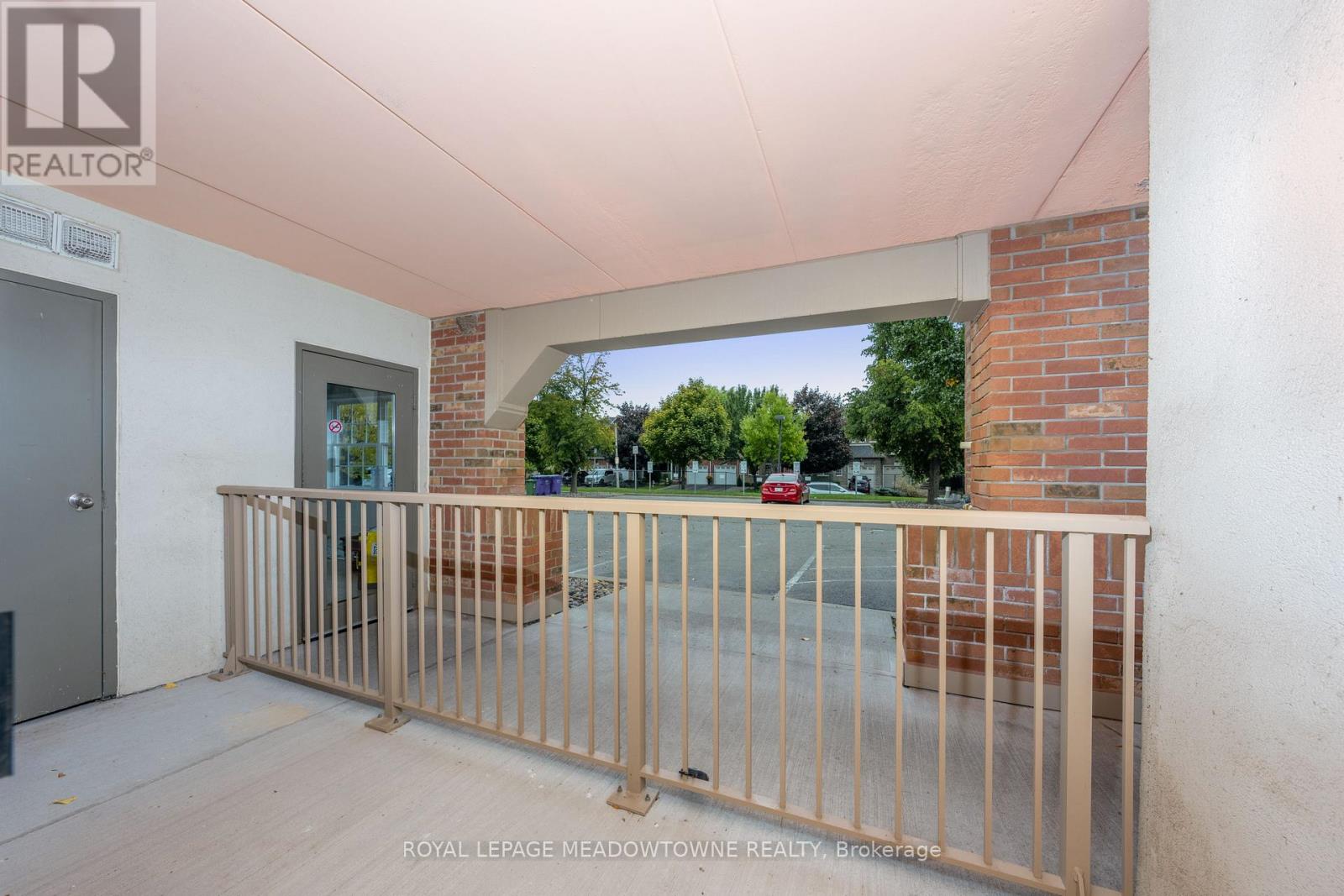 108 - 4025 Kilmer Drive, Burlington, Ontario  L7M 4M5 - Photo 25 - W12476465