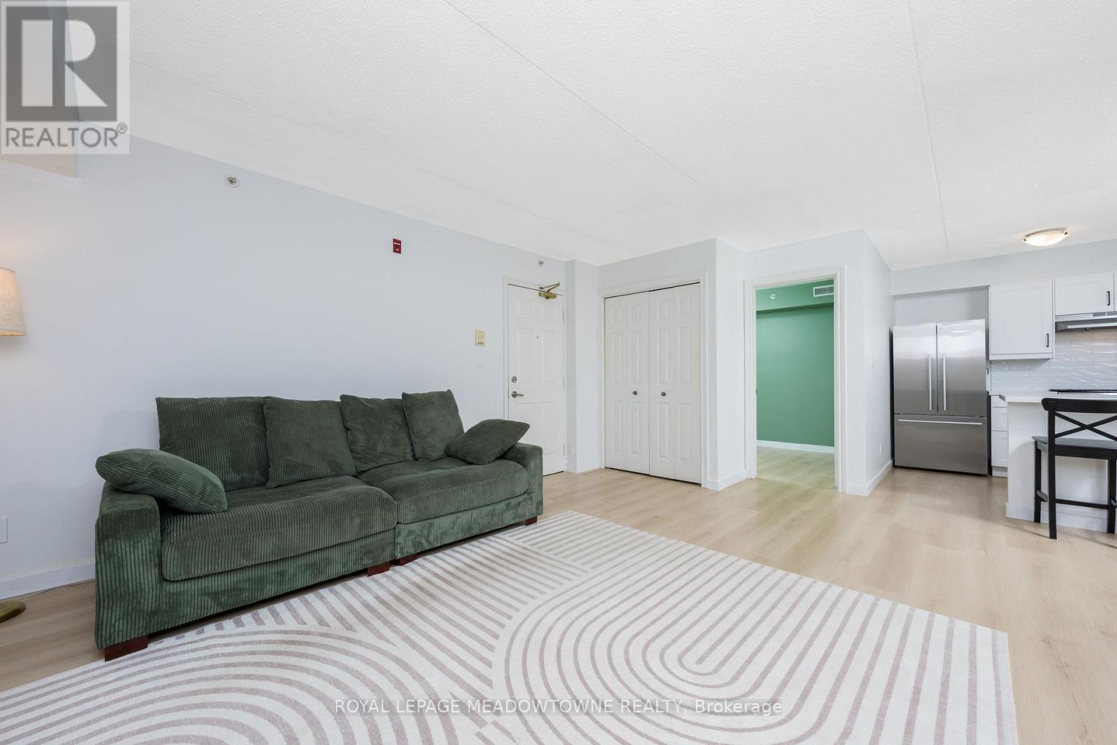 108 - 4025 Kilmer Drive, Burlington, Ontario  L7M 4M5 - Photo 7 - W12476465