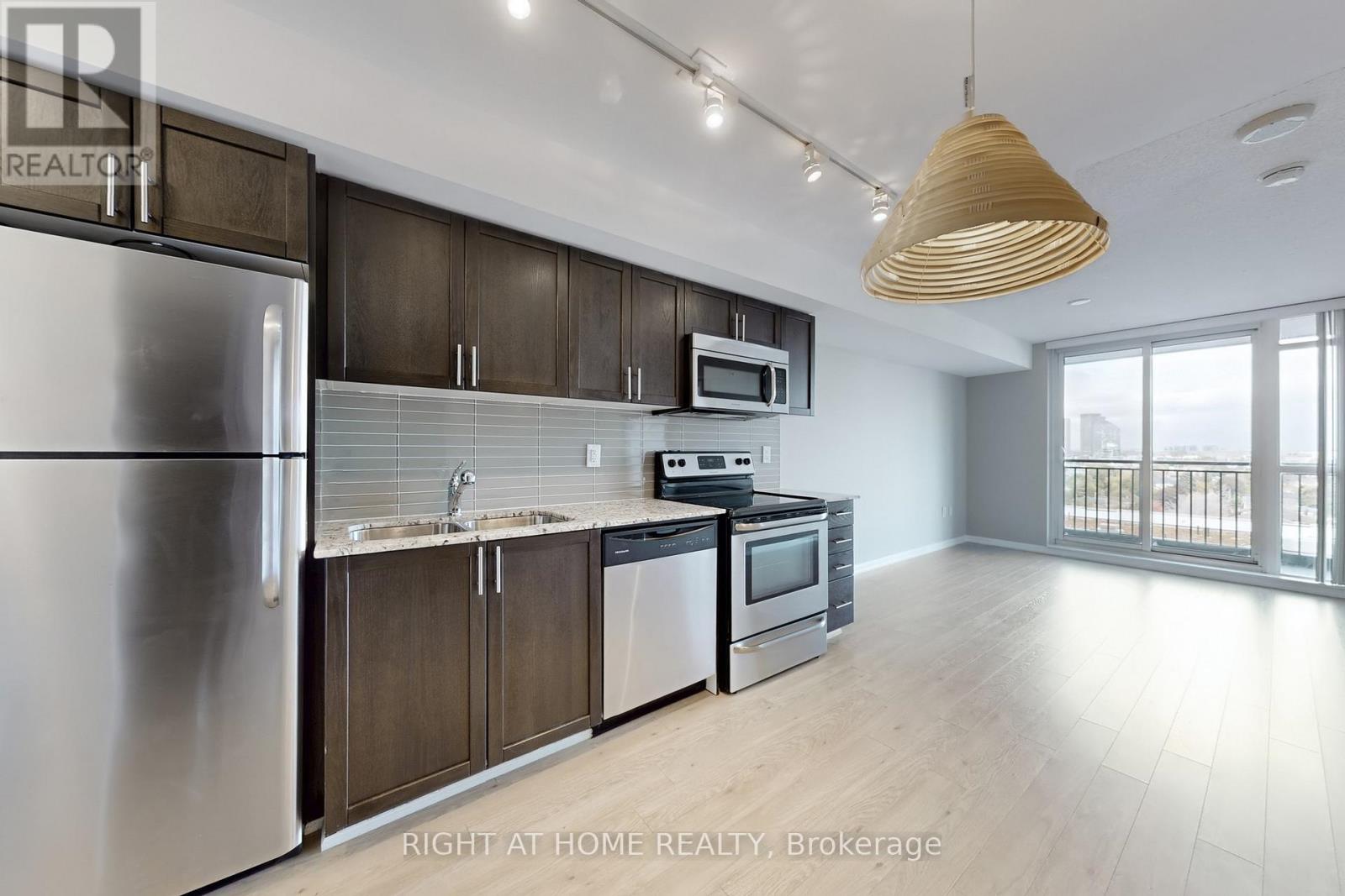 1122 - 800 Lawrence Avenue W, Toronto, Ontario  M6A 0B1 - Photo 17 - W12476467