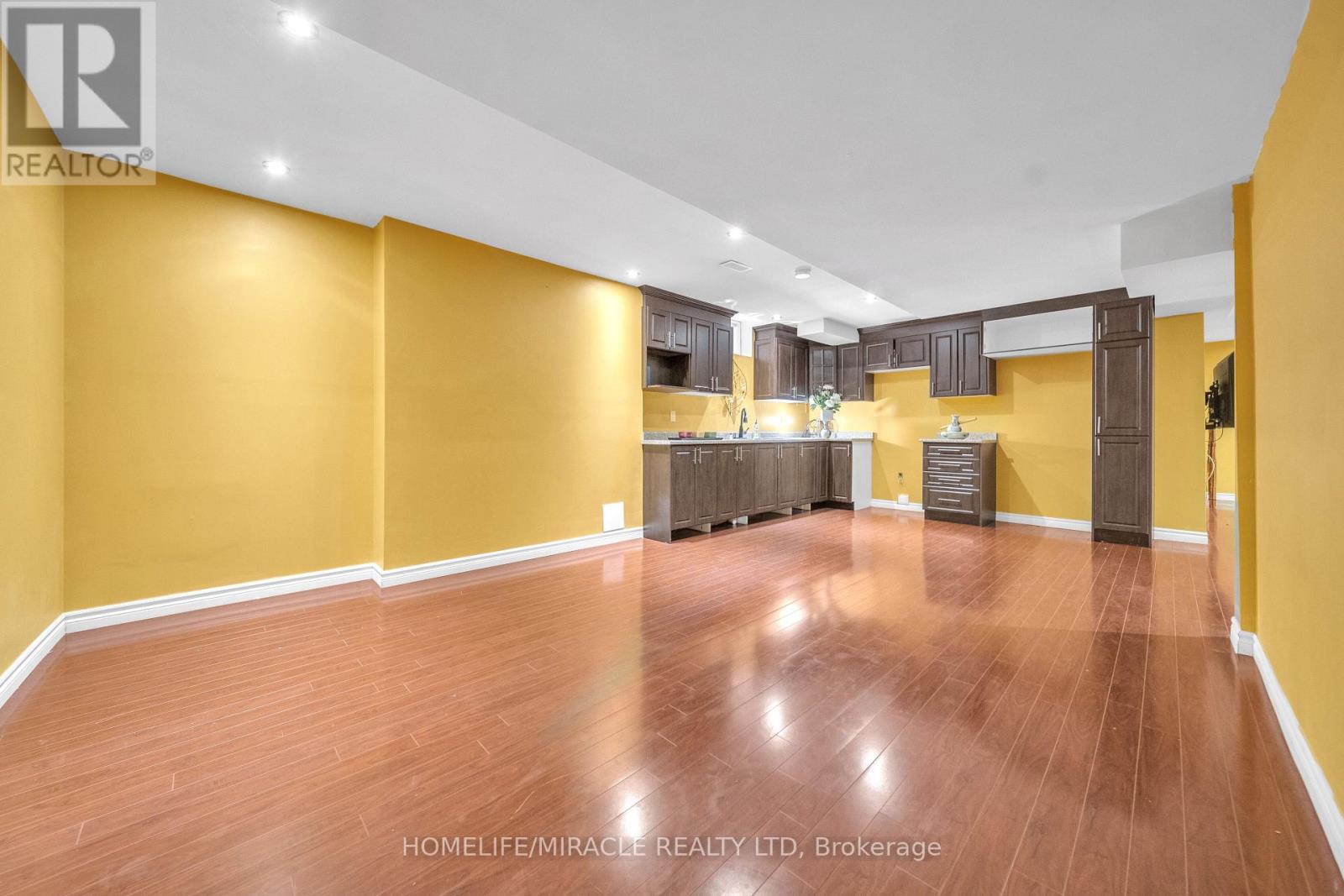 24 Haywood Drive, Brampton, Ontario  L6X 0W1 - Photo 43 - W12476485