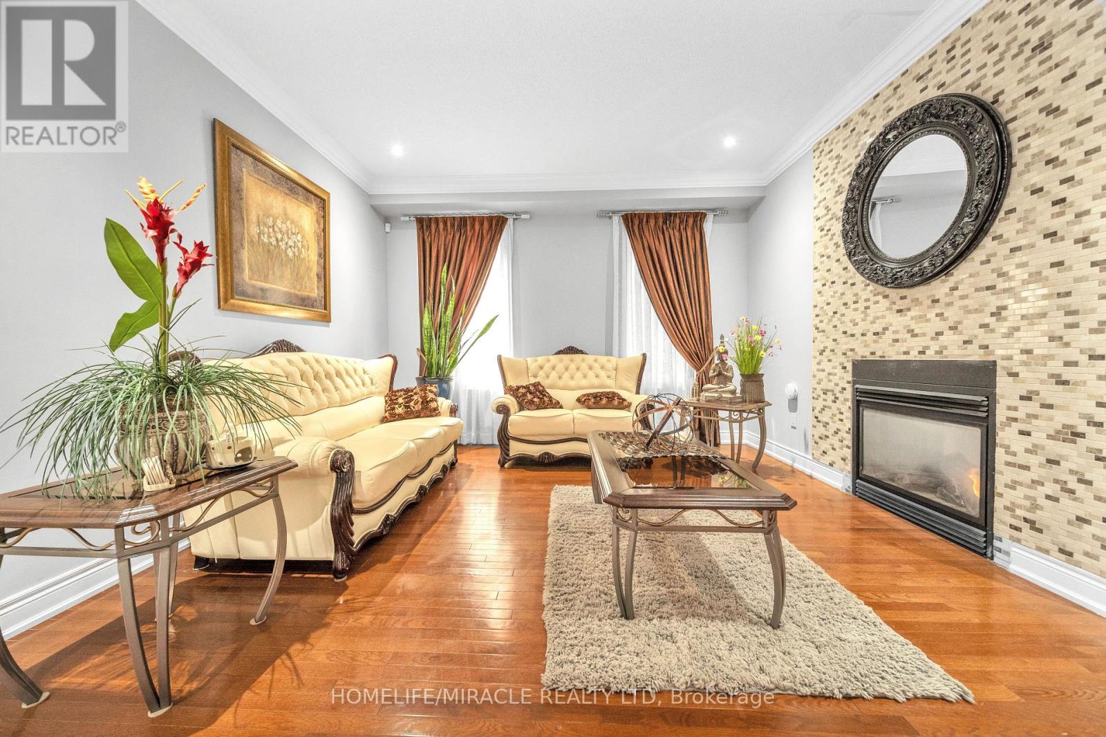 24 Haywood Drive, Brampton, Ontario  L6X 0W1 - Photo 8 - W12476485