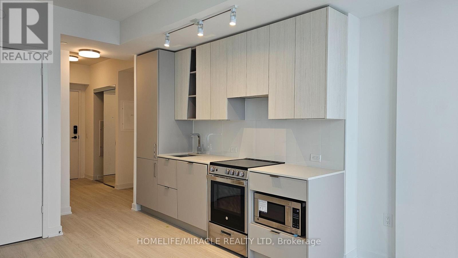 5602 - 3883 Quartz Road, Mississauga, Ontario  L5B 0M4 - Photo 5 - W12476487