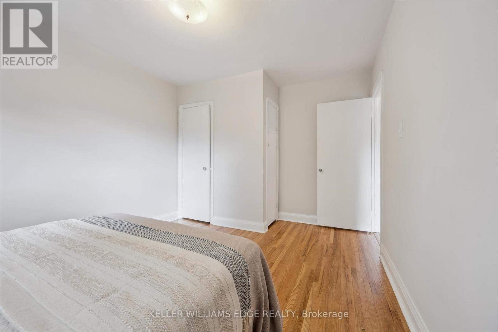 202 Alderbrae Avenue, Toronto, Ontario  M8W 4K5 - Photo 19 - W12476488