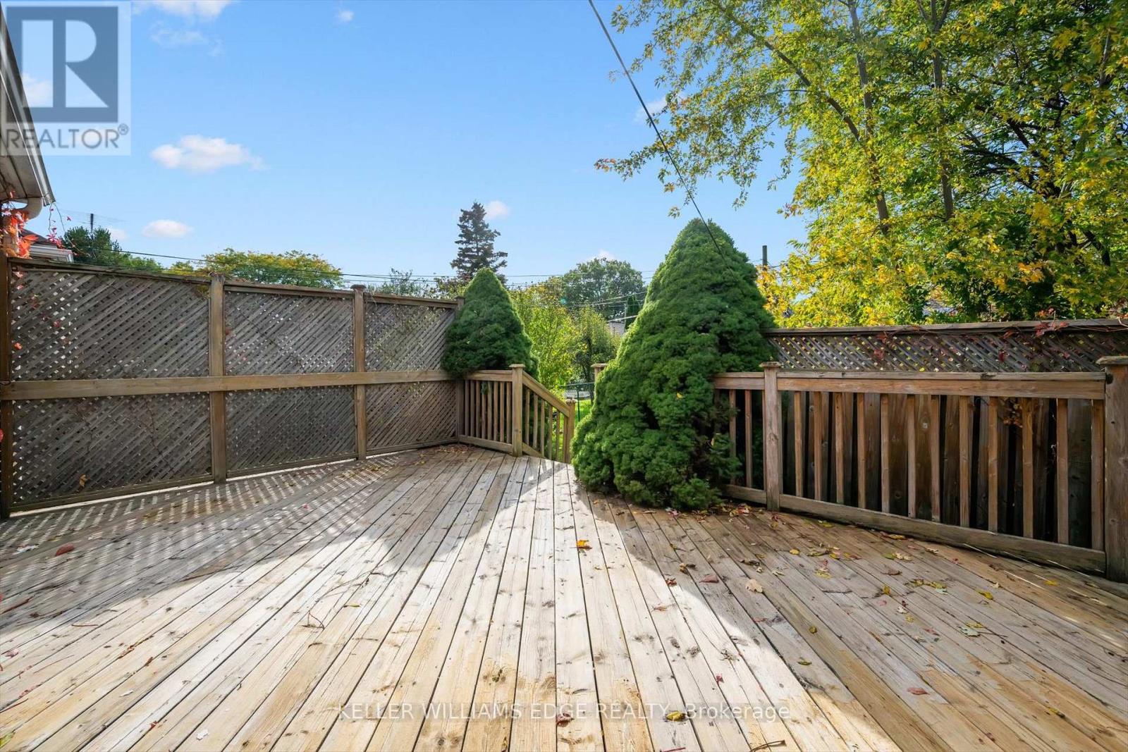 202 Alderbrae Avenue, Toronto, Ontario  M8W 4K5 - Photo 35 - W12476488