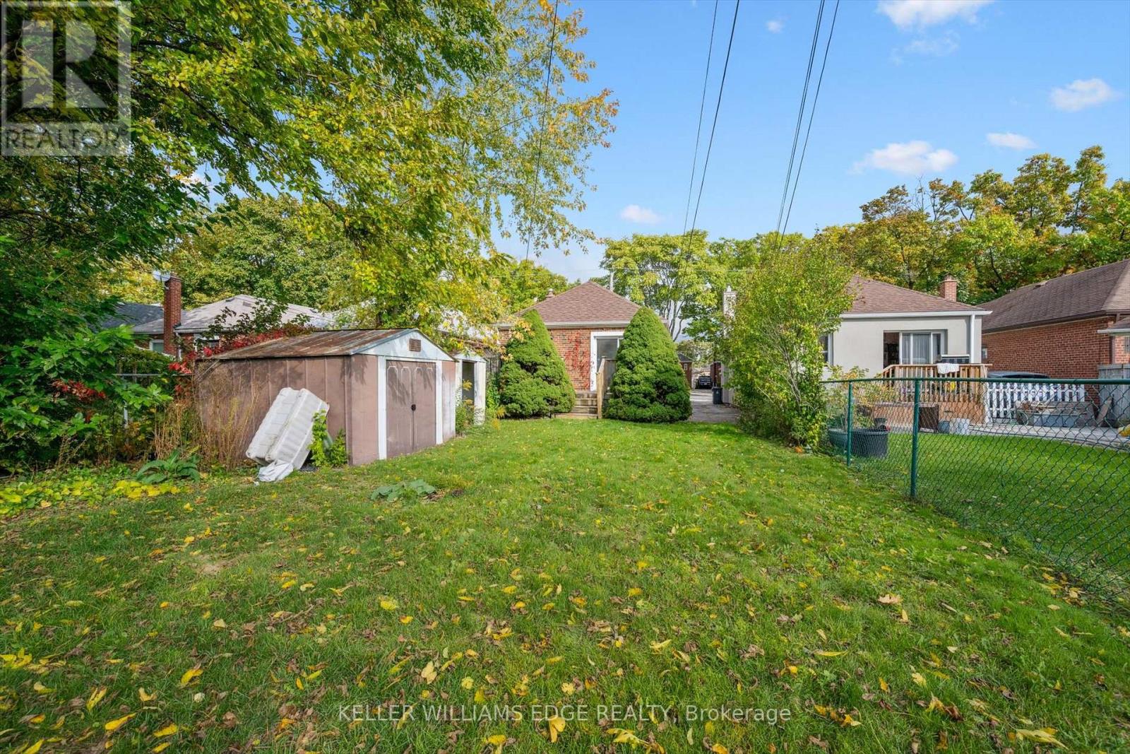 202 Alderbrae Avenue, Toronto, Ontario  M8W 4K5 - Photo 40 - W12476488