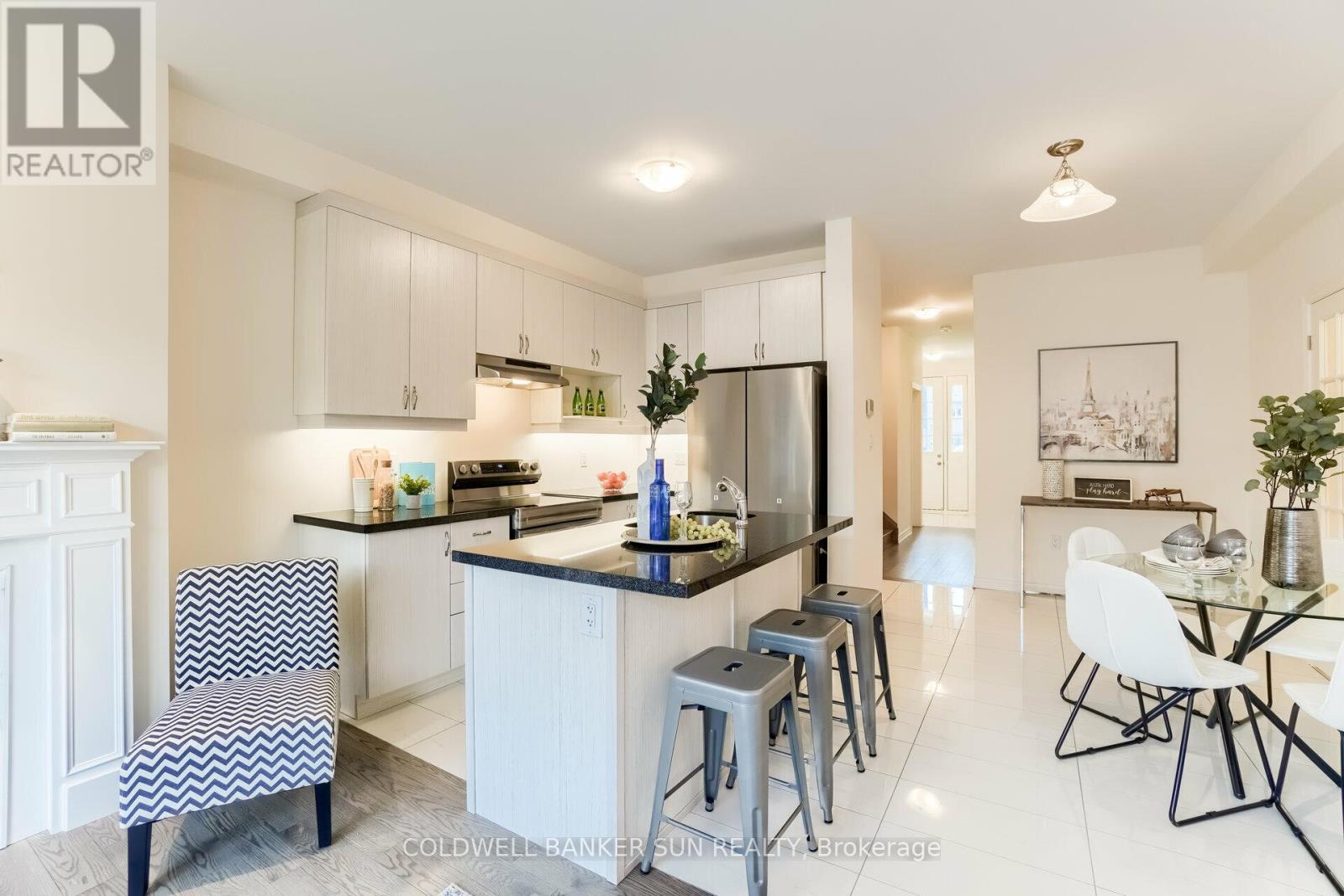 28 Benhurst Crescent, Brampton, Ontario  L7A 5A2 - Photo 10 - W12476490