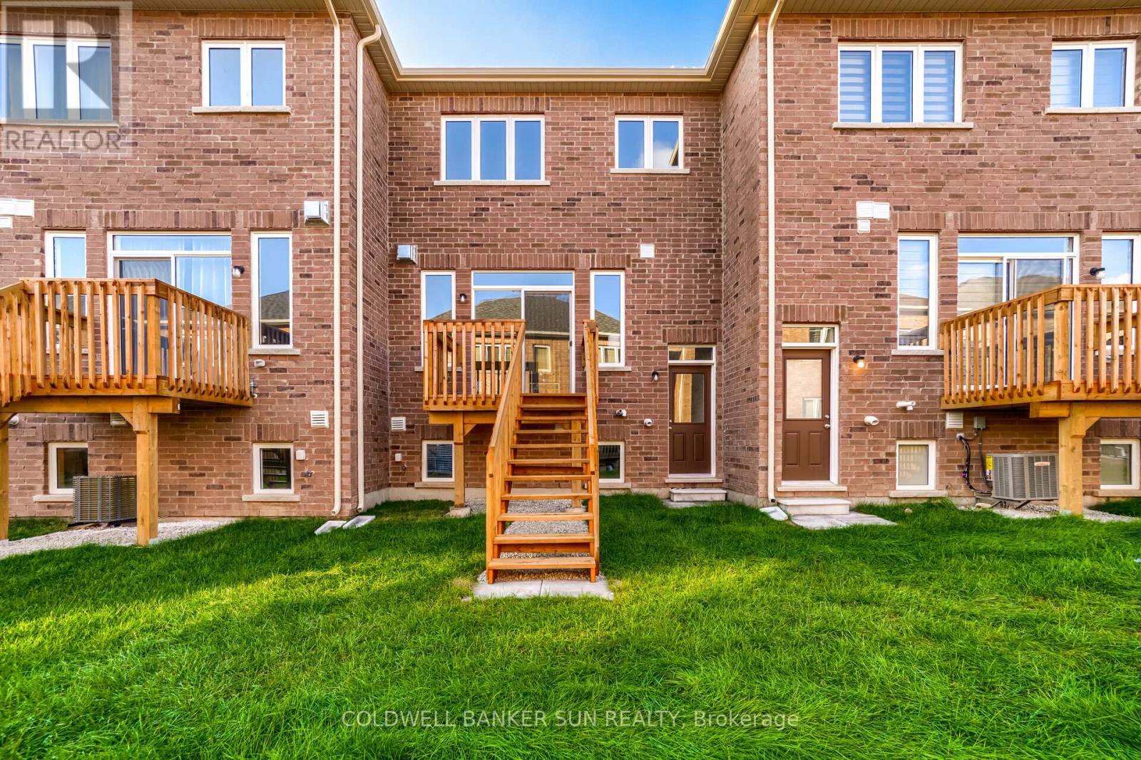 28 Benhurst Crescent, Brampton, Ontario  L7A 5A2 - Photo 38 - W12476490