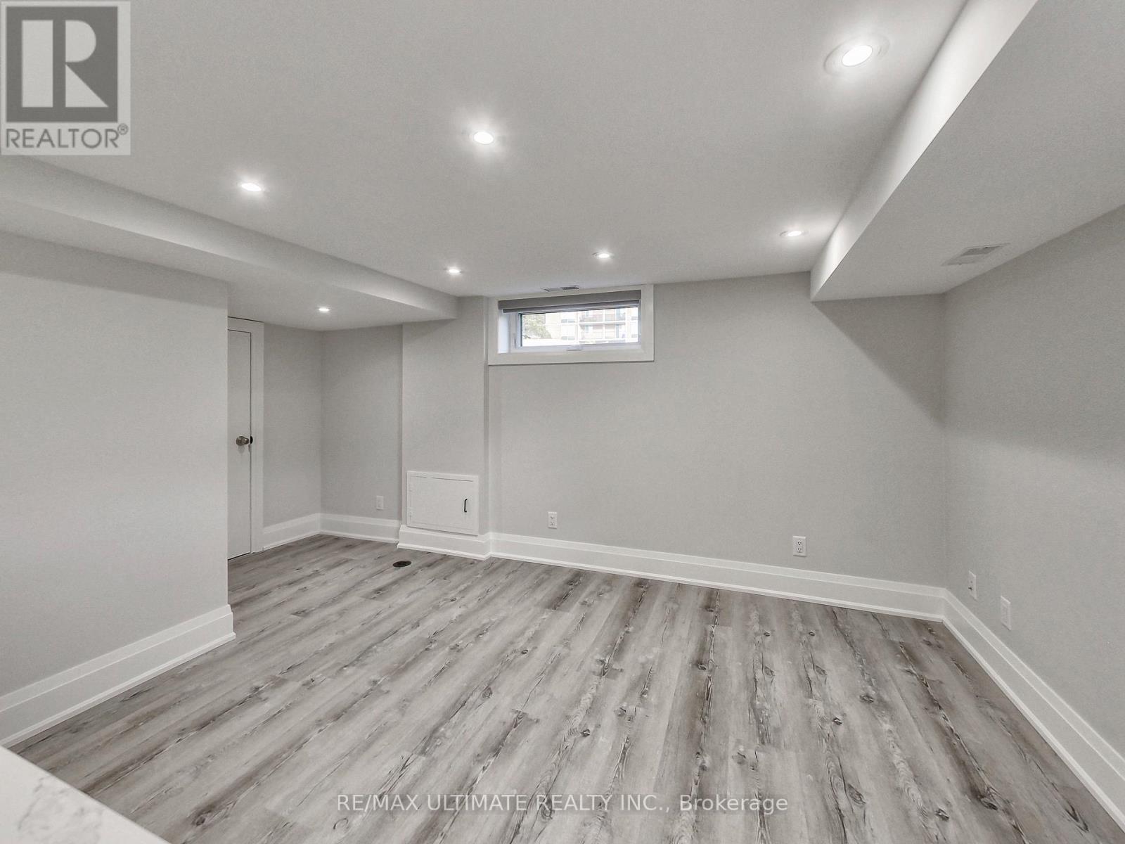 Suite 1 - 1743 Lawrence Avenue W, Toronto, Ontario  M6L 1C9 - Photo 5 - W12476503