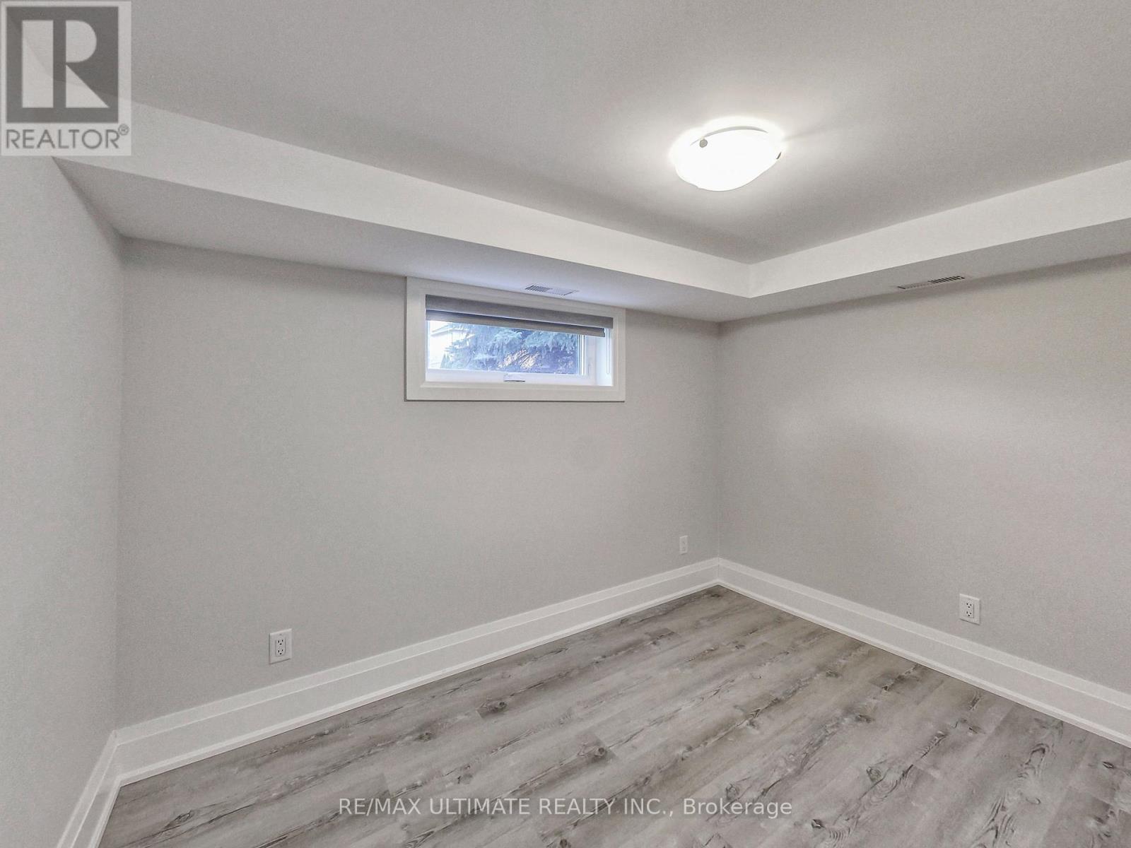 Suite 1 - 1743 Lawrence Avenue W, Toronto, Ontario  M6L 1C9 - Photo 7 - W12476503