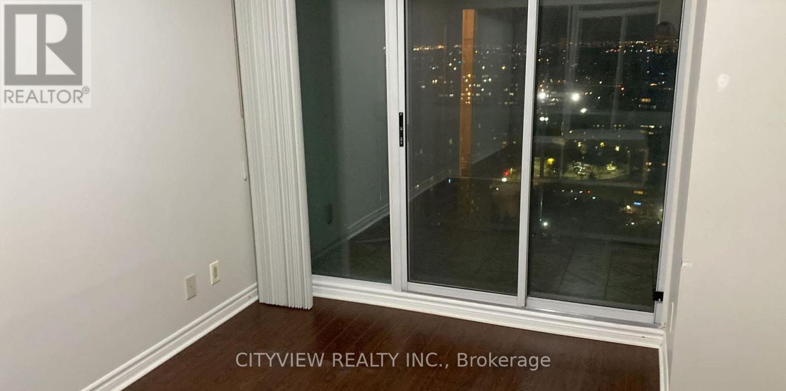 2711 - 3504 Hurontario Street, Mississauga, Ontario  L5B 1P2 - Photo 13 - W12476546