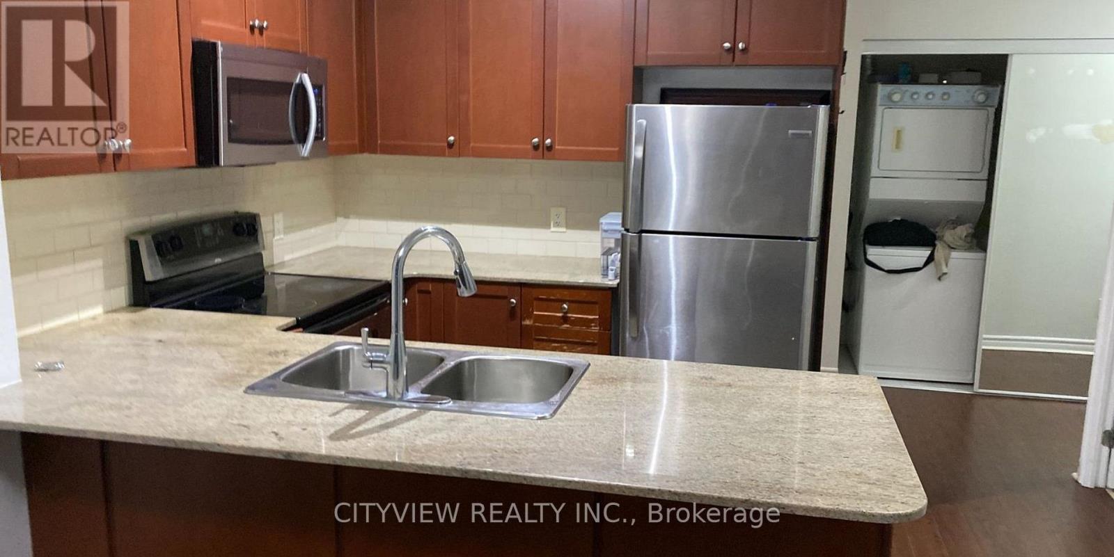 2711 - 3504 Hurontario Street, Mississauga, Ontario  L5B 1P2 - Photo 7 - W12476546