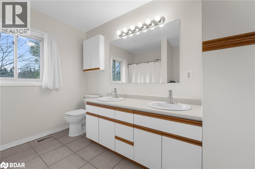 190 Centre Street, Angus, Ontario  L0M 1B0 - Photo 15 - 40778684