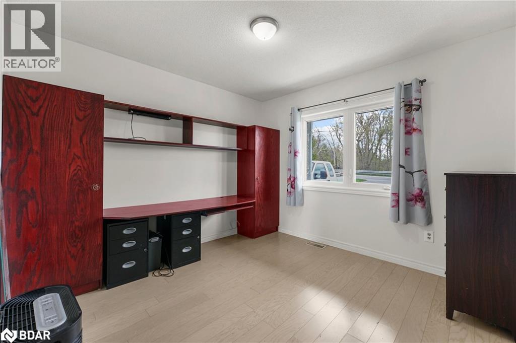 190 Centre Street, Angus, Ontario  L0M 1B0 - Photo 16 - 40778684