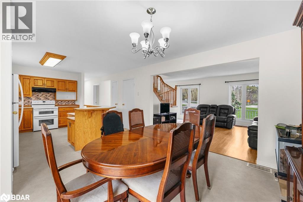 190 Centre Street, Angus, Ontario  L0M 1B0 - Photo 9 - 40778684