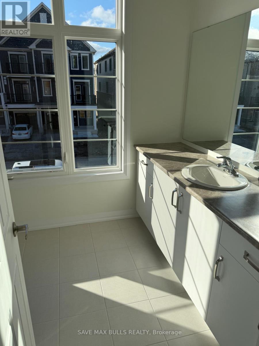 2 Riley Park Drive, Haldimand, Ontario  N3W 0K2 - Photo 11 - X12476460