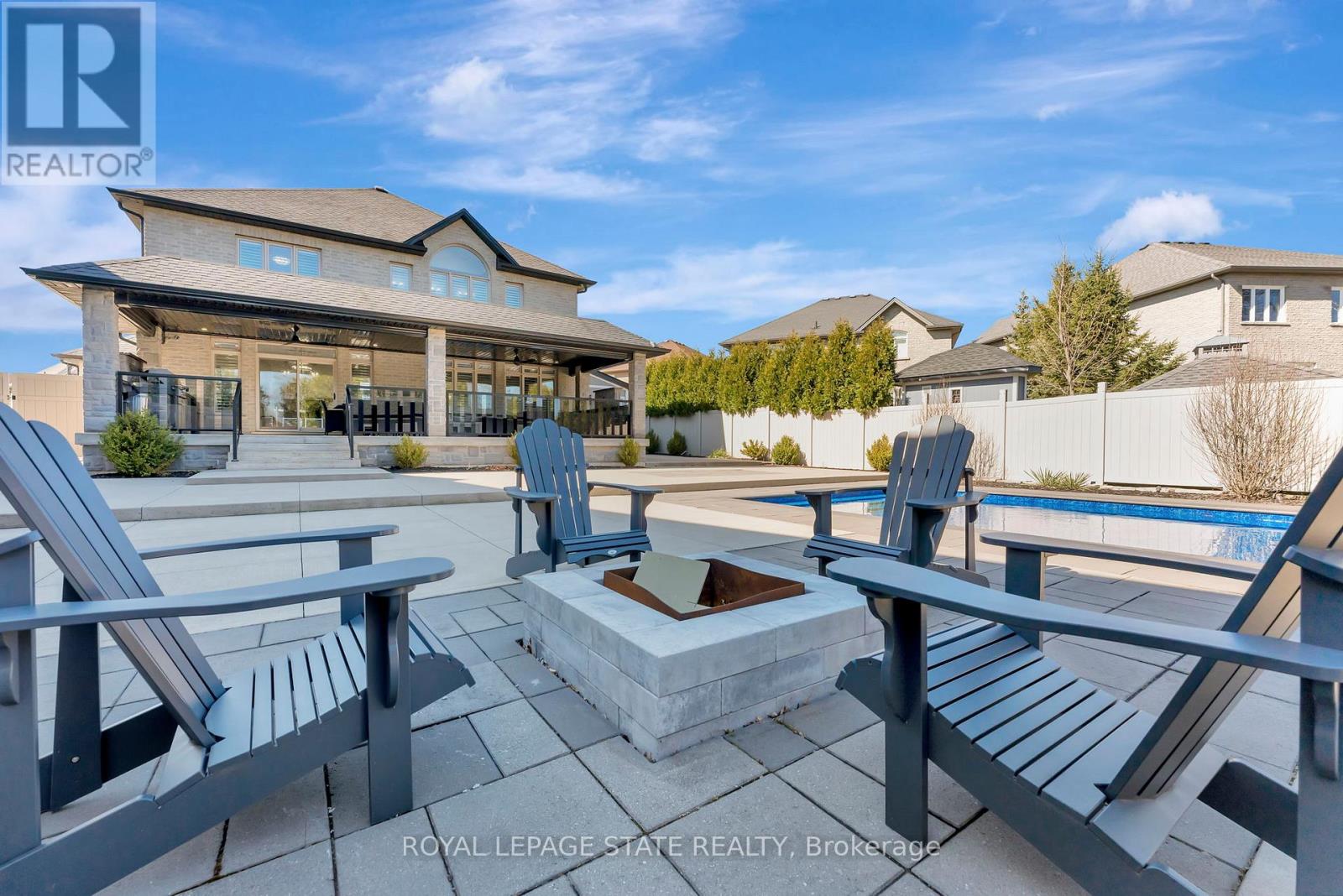 7 Bernini Court, Hamilton, Ontario  L9B 0C7 - Photo 49 - X12476466