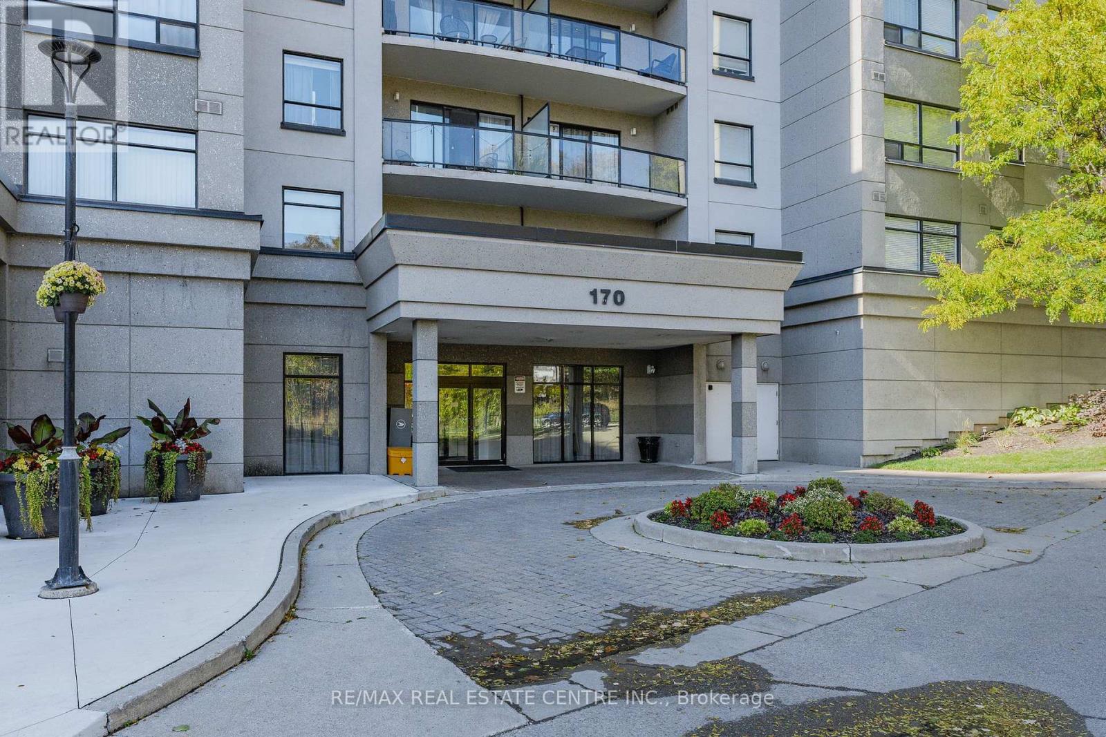 603 - 170 Water Street N, Cambridge, Ontario  N1R 3B6 - Photo 2 - X12476477