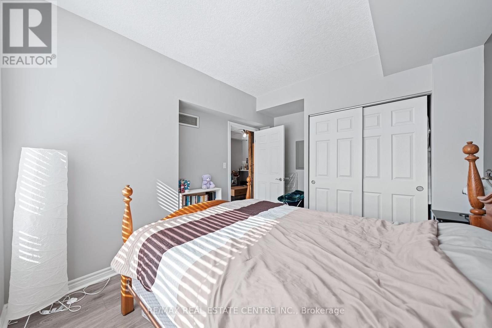 603 - 170 Water Street N, Cambridge, Ontario  N1R 3B6 - Photo 25 - X12476477