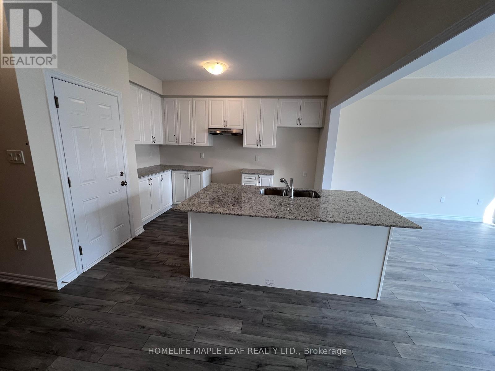117 Gear Avenue, Erin, Ontario  N0B 1T0 - Photo 9 - X12476478