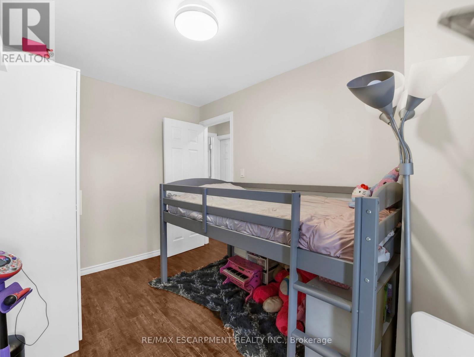 114 Burton Street, Hamilton, Ontario  L8L 3R5 - Photo 16 - X12476499