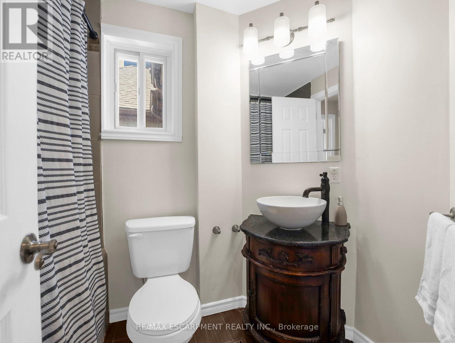 114 Burton Street, Hamilton, Ontario  L8L 3R5 - Photo 19 - X12476499