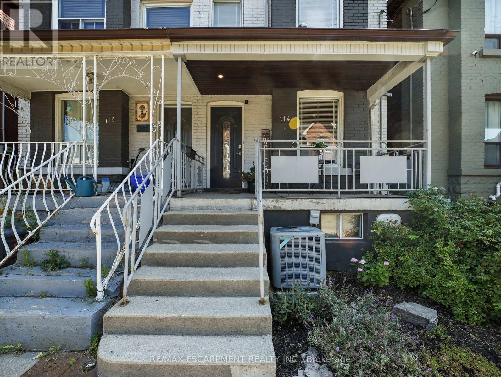 114 Burton Street, Hamilton, Ontario  L8L 3R5 - Photo 3 - X12476499
