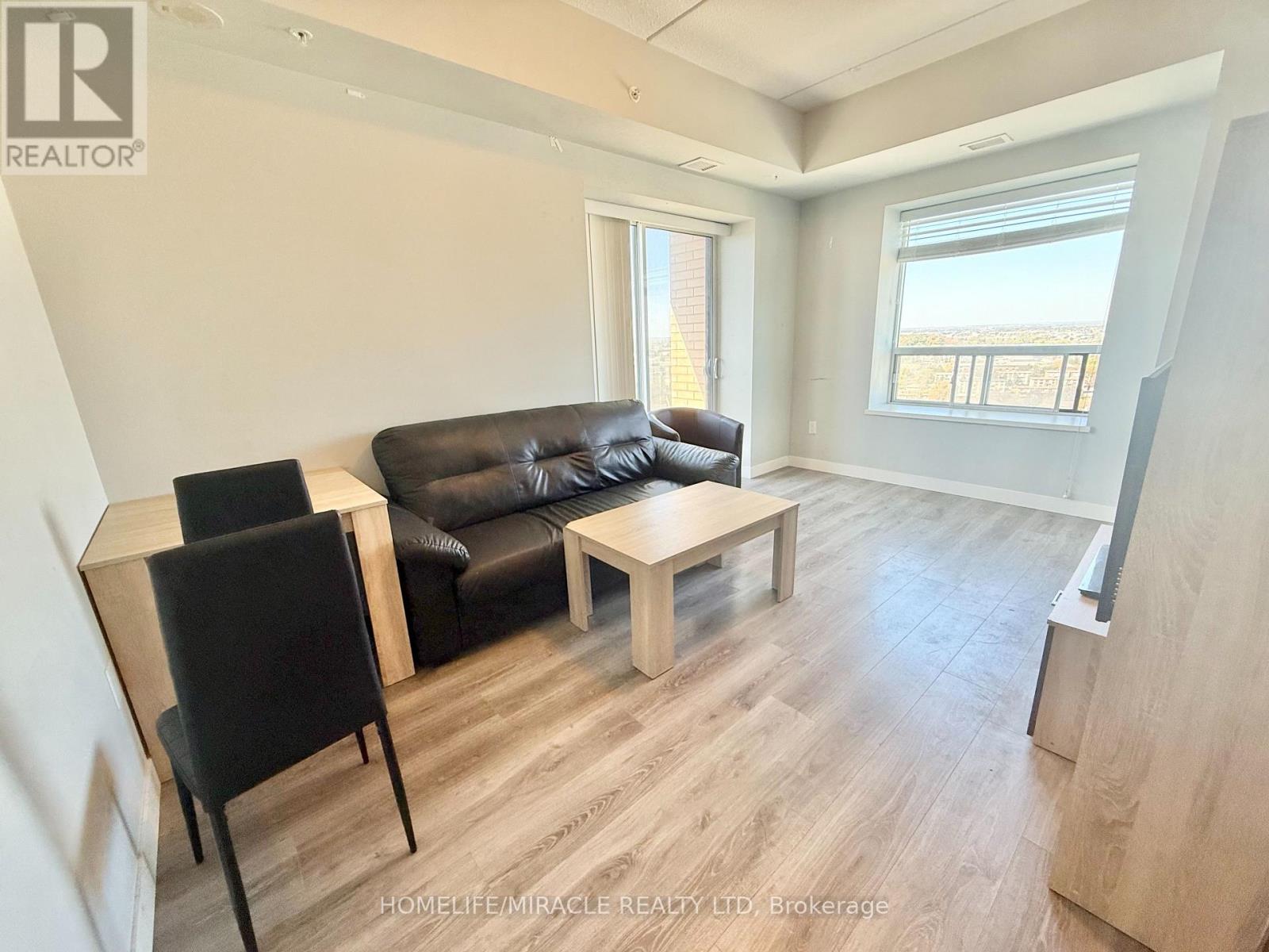 1907 - 318 Spruce Street, Waterloo, Ontario  N2L 0E9 - Photo 8 - X12476518