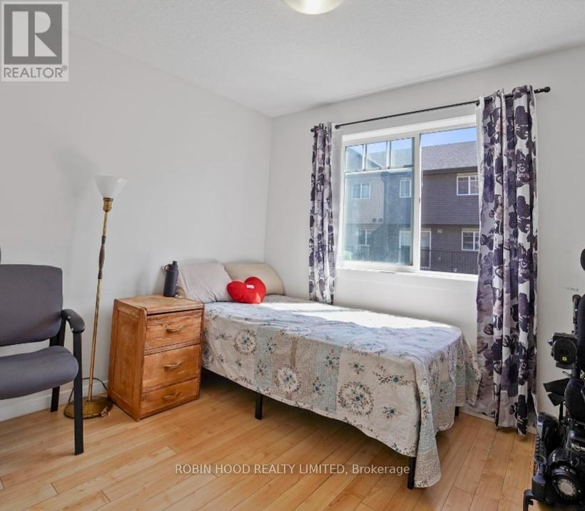 205 - 9517 160 Avenue Nw, Edmonton, Alberta  T5Z 0M4 - Photo 17 - X12476520