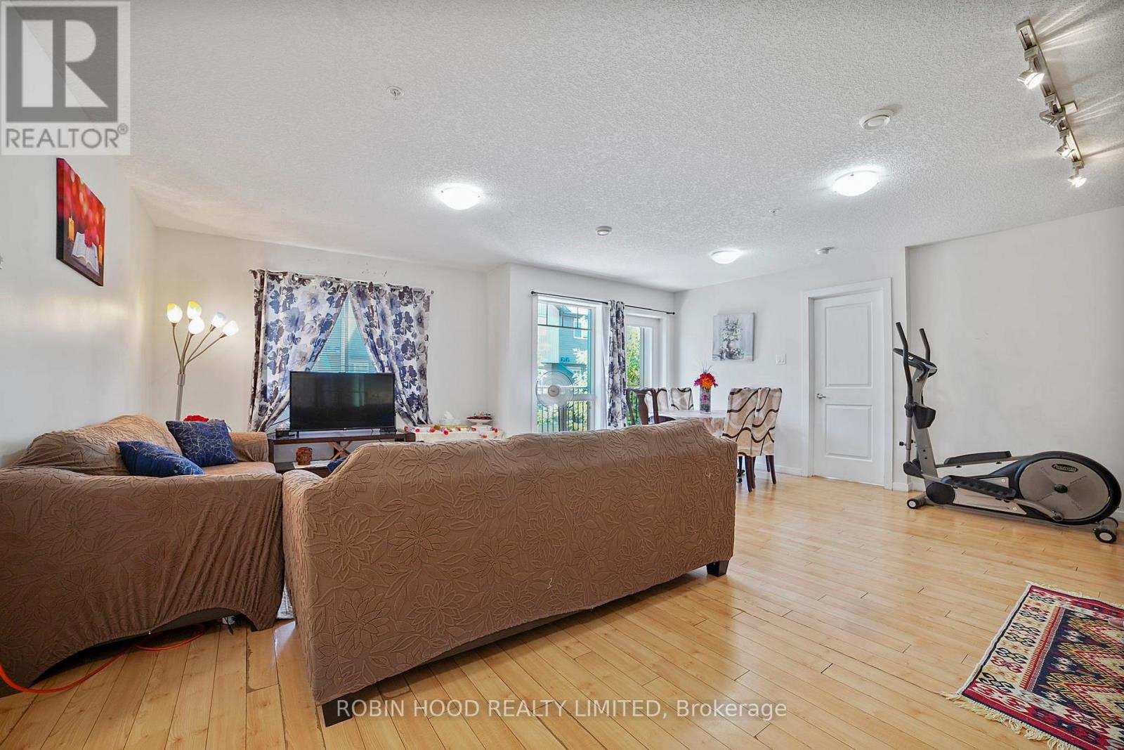 205 - 9517 160 Avenue Nw, Edmonton, Alberta  T5Z 0M4 - Photo 6 - X12476520