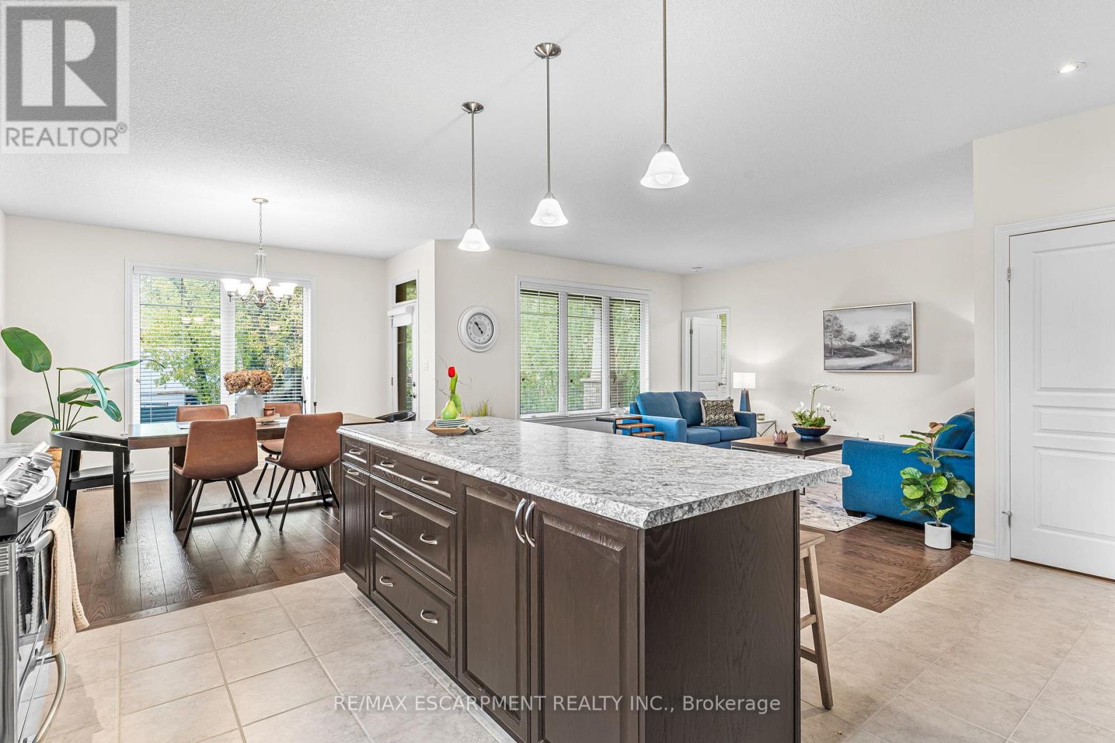 5 Oakdale Boulevard, West Lincoln, Ontario  L0R 2A0 - Photo 11 - X12476526