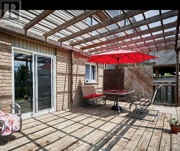 26 O'connor Lane, Guelph, Ontario  N1E 7G4 - Photo 7 - X12476527