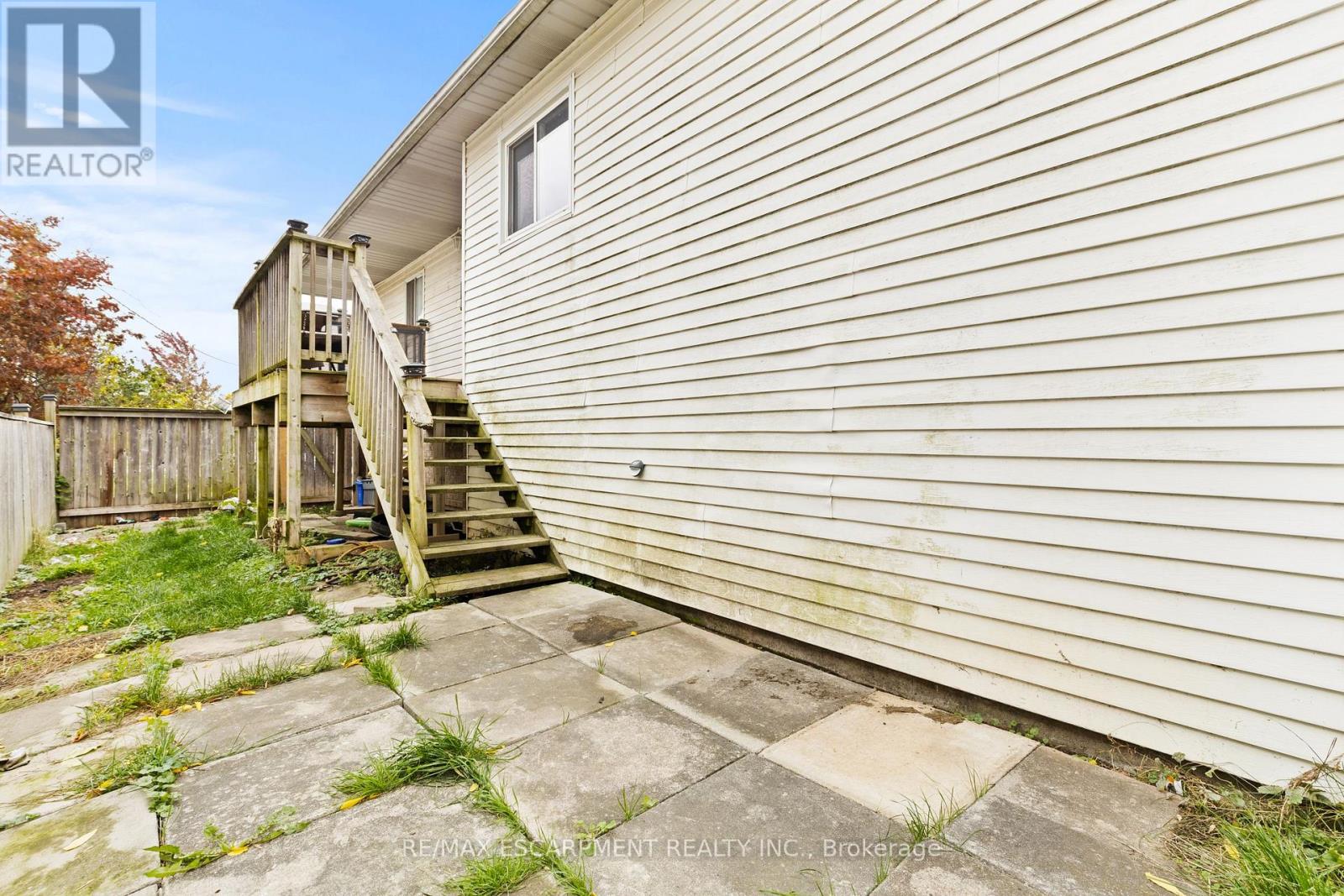 201 Ontario Street, Thorold, Ontario  L2V 1E3 - Photo 27 - X12476537