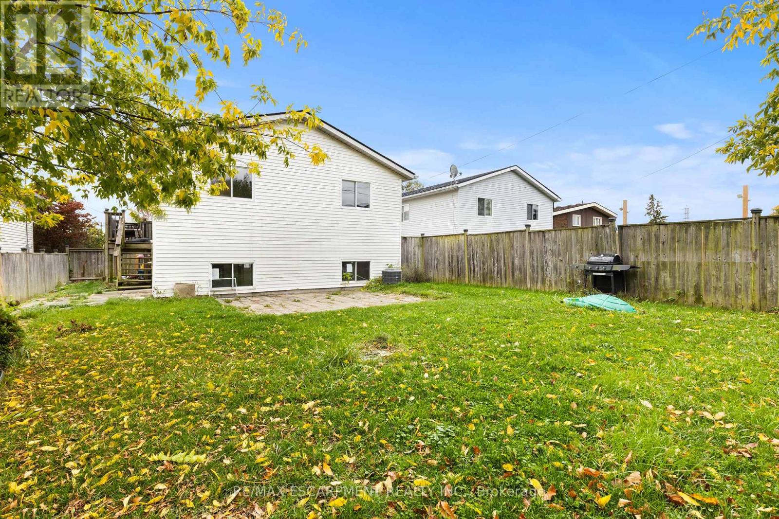 201 Ontario Street, Thorold, Ontario  L2V 1E3 - Photo 30 - X12476537