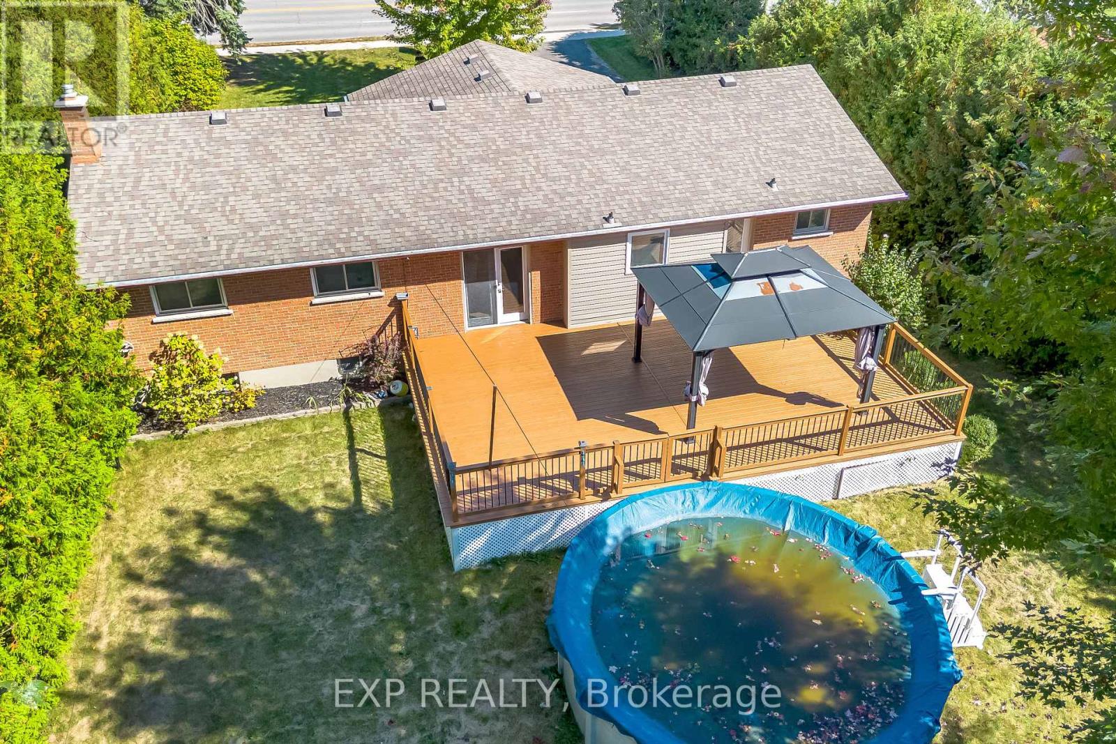 348 Caradoc Street S, Strathroy-Caradoc, Ontario  N7G 2P4 - Photo 3 - X12476544