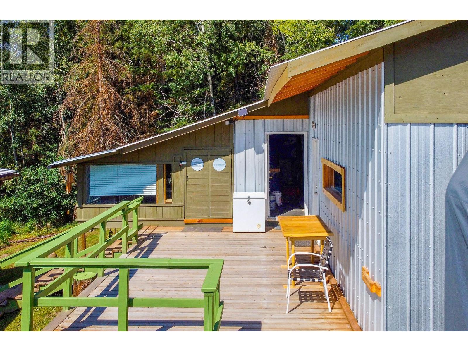 6006 Valleyview Drive, 100 Mile House, British Columbia V0K 2E3 - Photo 30 - R3032889