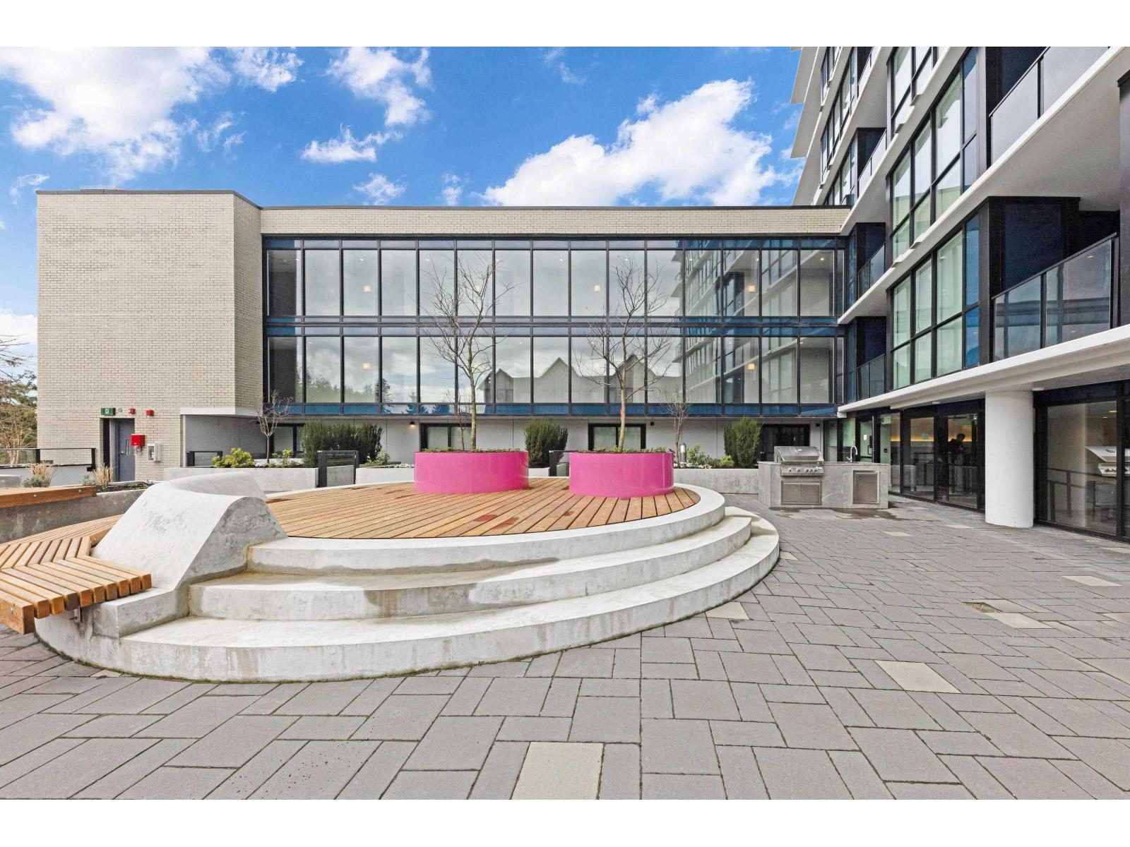 2106 10333 133 Street, Surrey, British Columbia V3R 2H4 - Photo 6 - R3061023