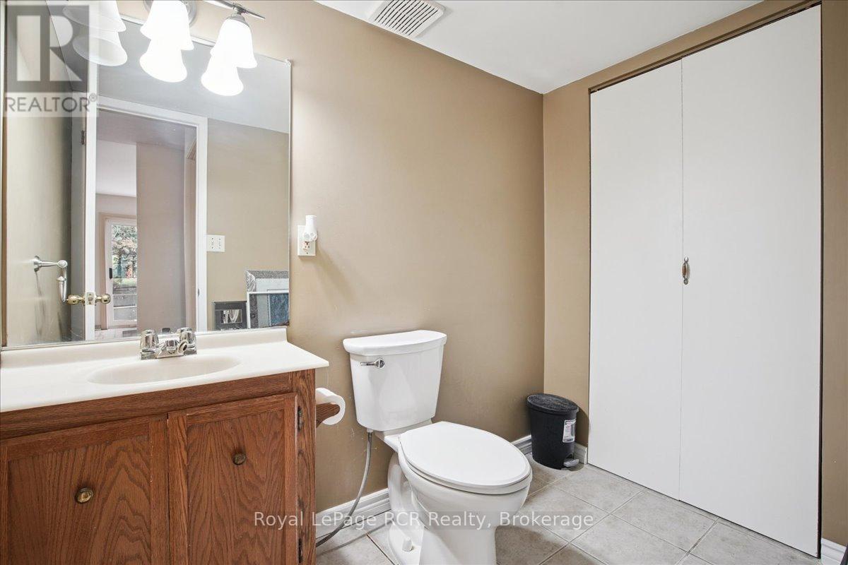 85 - 85 Laurie Crescent, Owen Sound, Ontario  N4K 6C3 - Photo 19 - X12476639