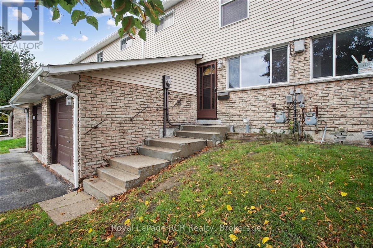 85 - 85 Laurie Crescent, Owen Sound, Ontario  N4K 6C3 - Photo 2 - X12476639