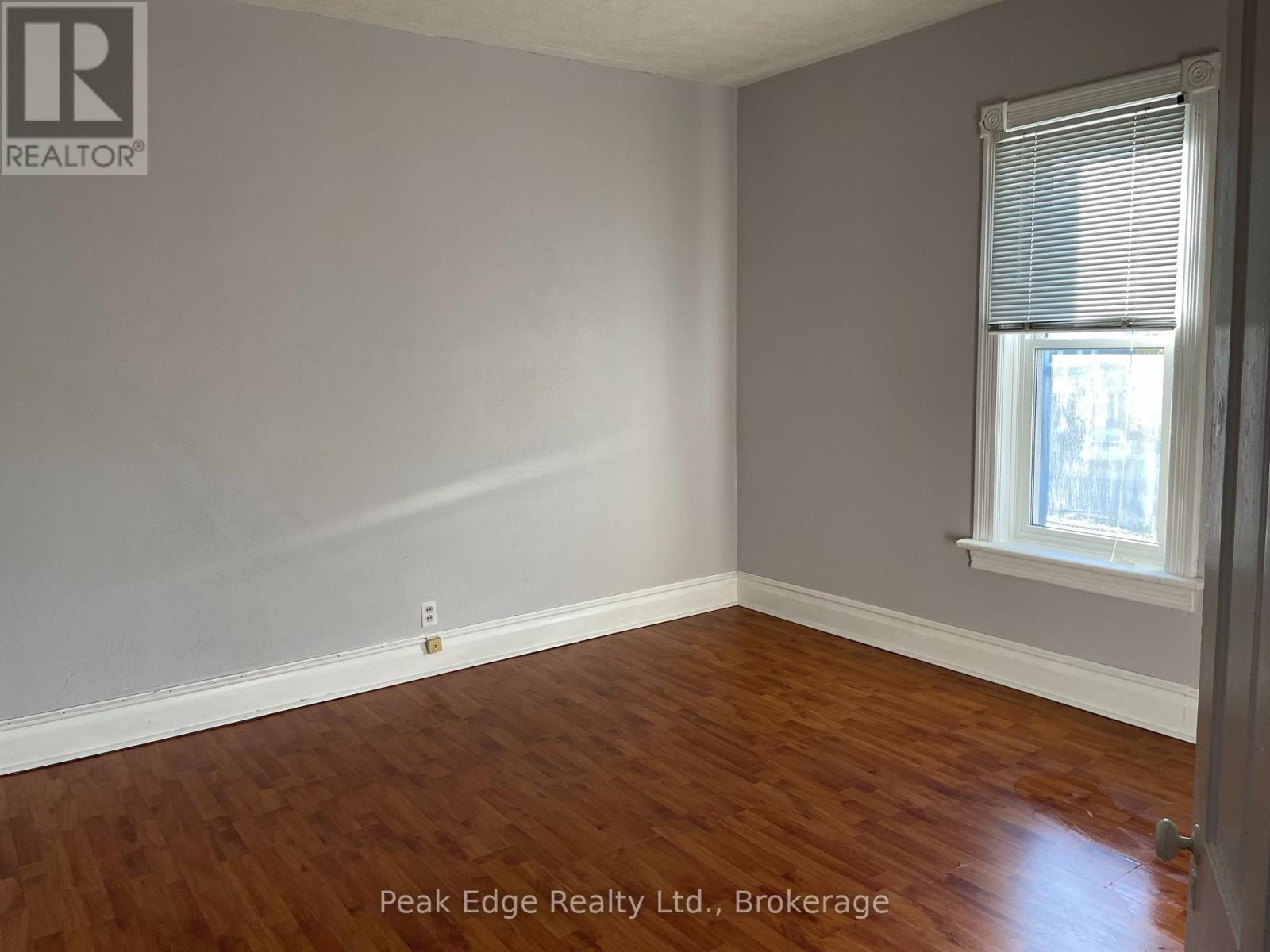 7 Durham Street E, Brockton, Ontario  N0G 2V0 - Photo 10 - X12476702