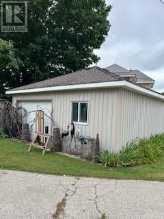 7 Durham Street E, Brockton, Ontario  N0G 2V0 - Photo 5 - X12476702