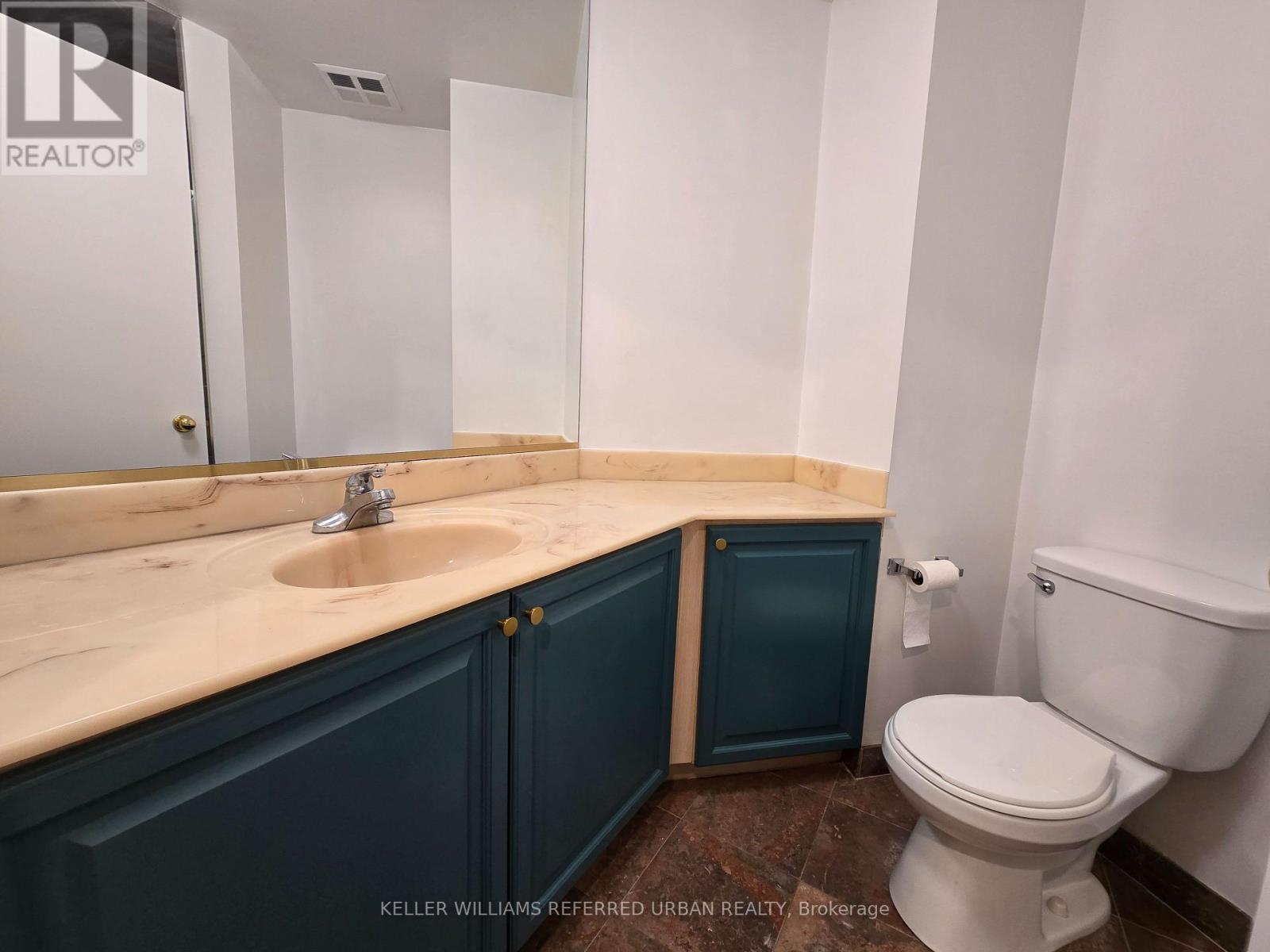 1610 - 7 King Street E, Toronto, Ontario  M5C 3C5 - Photo 14 - C12476597