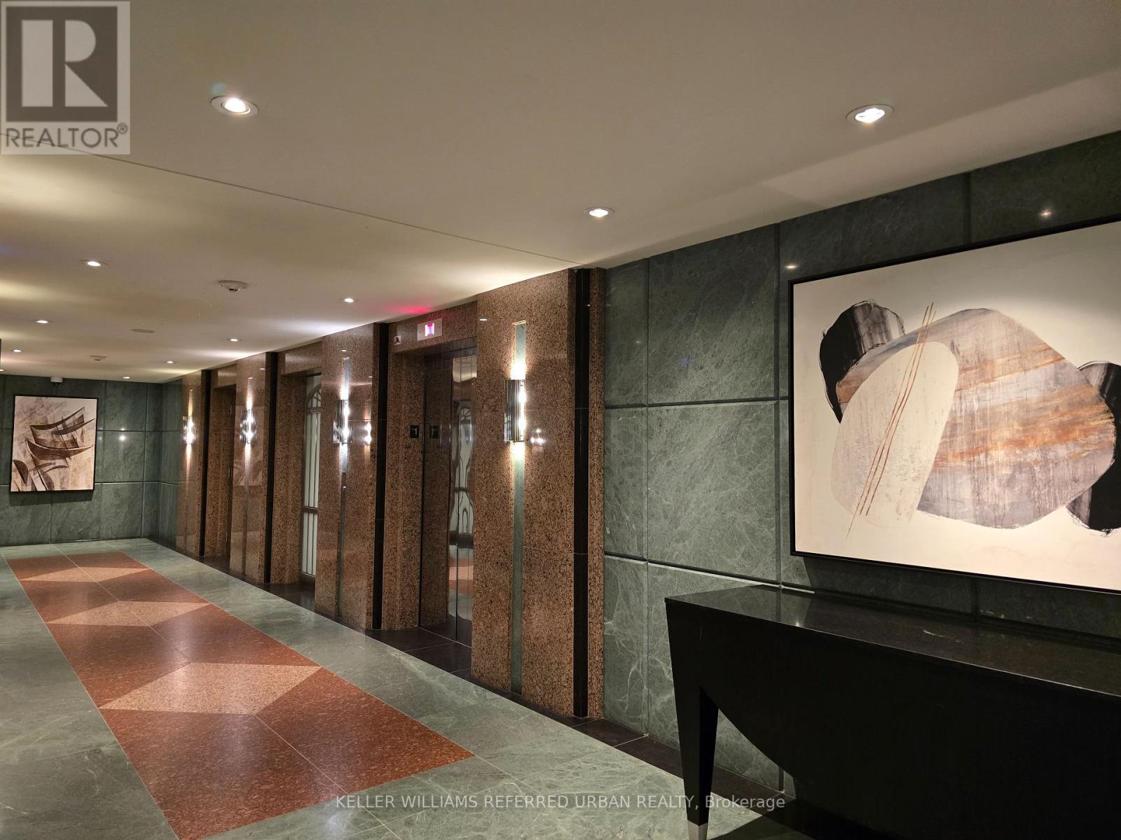 1610 - 7 King Street E, Toronto, Ontario  M5C 3C5 - Photo 2 - C12476597
