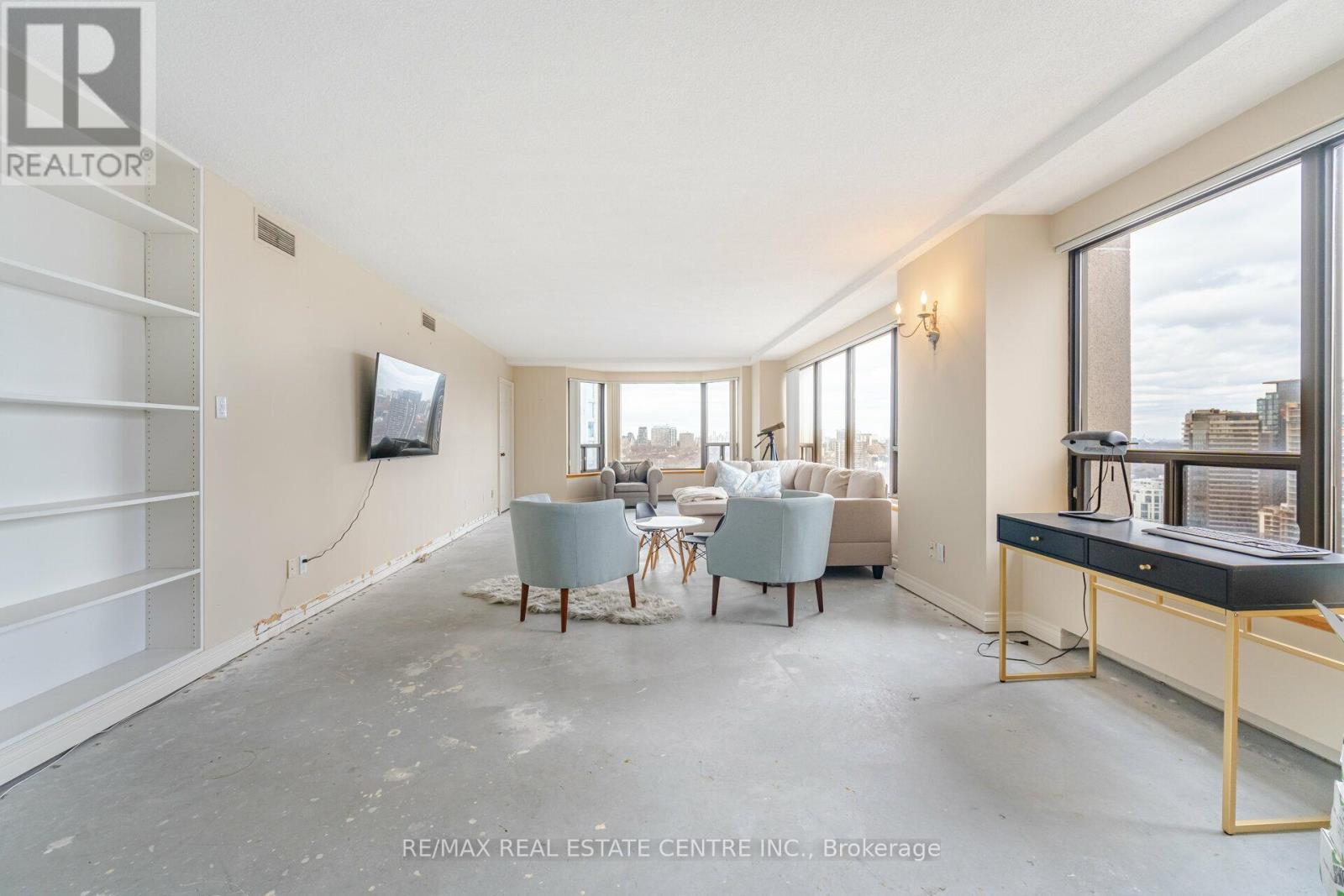 2201 - 175 Cumberland Street, Toronto, Ontario  M5R 3M9 - Photo 12 - C12476621