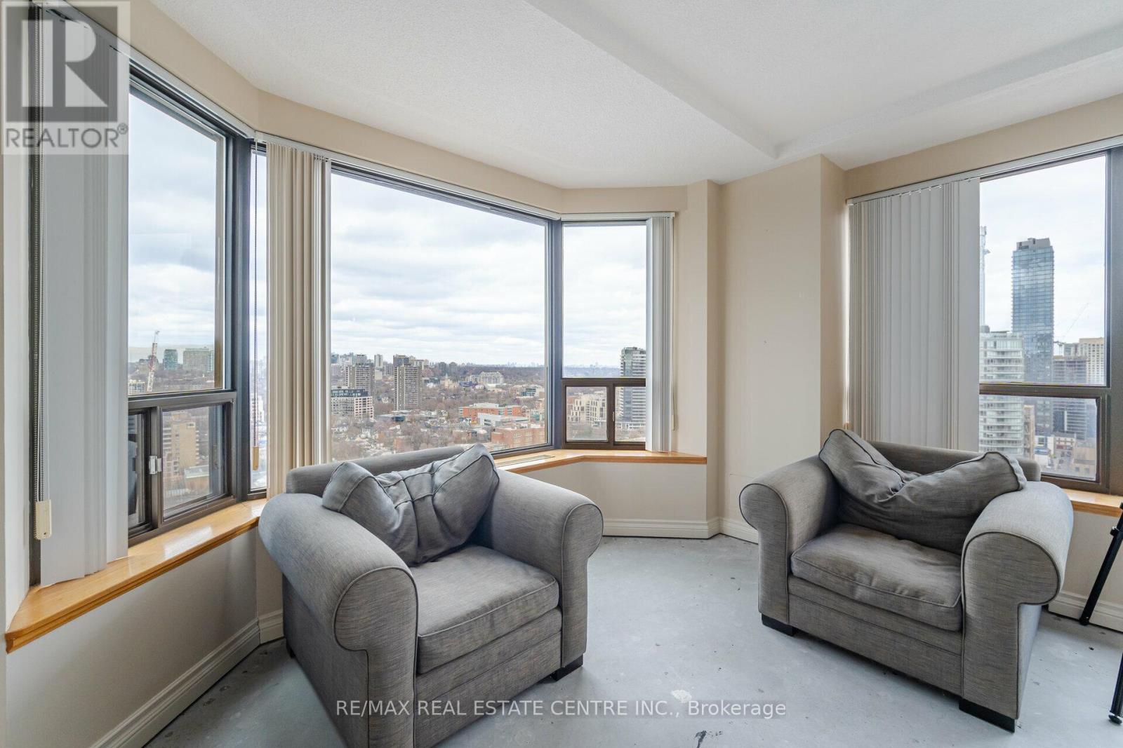 2201 - 175 Cumberland Street, Toronto, Ontario  M5R 3M9 - Photo 17 - C12476621