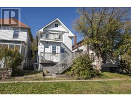 98 Jean St., Thunder Bay, Ontario