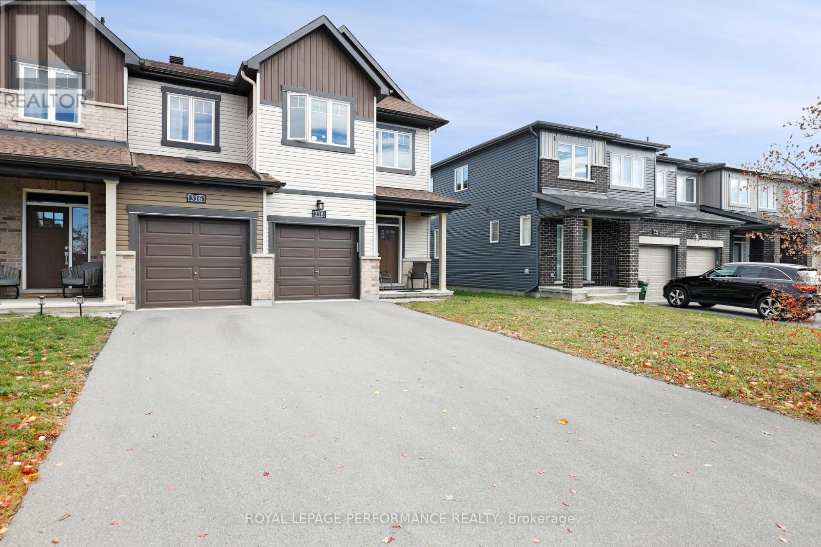 318 GUPPY GROVE, Ottawa, Ontario